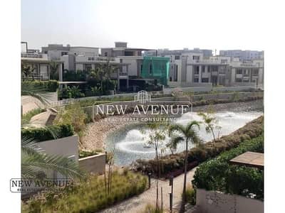 Fully Finished Standalone at Cairo Festival City - New Cairo - Overlooking water features