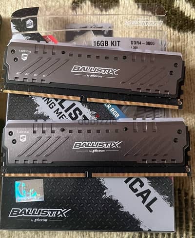 Crucial Ballistix Tactical Tracer RGB, DDR4, 16 GB (8 GB x 2), 3000MHz