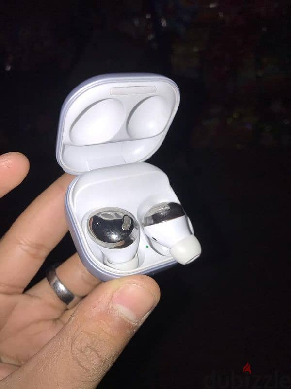 Galaxy buds pro 4