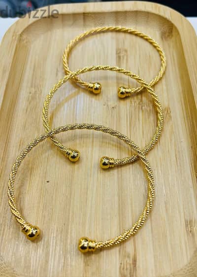 Chinese gold bracelet