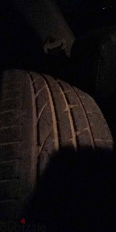 4 كاوتش 215/60R17 للبيع