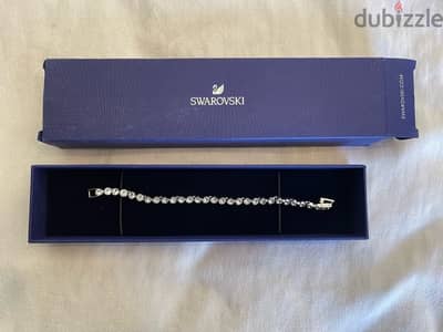 Swarovski tennis braclet with box