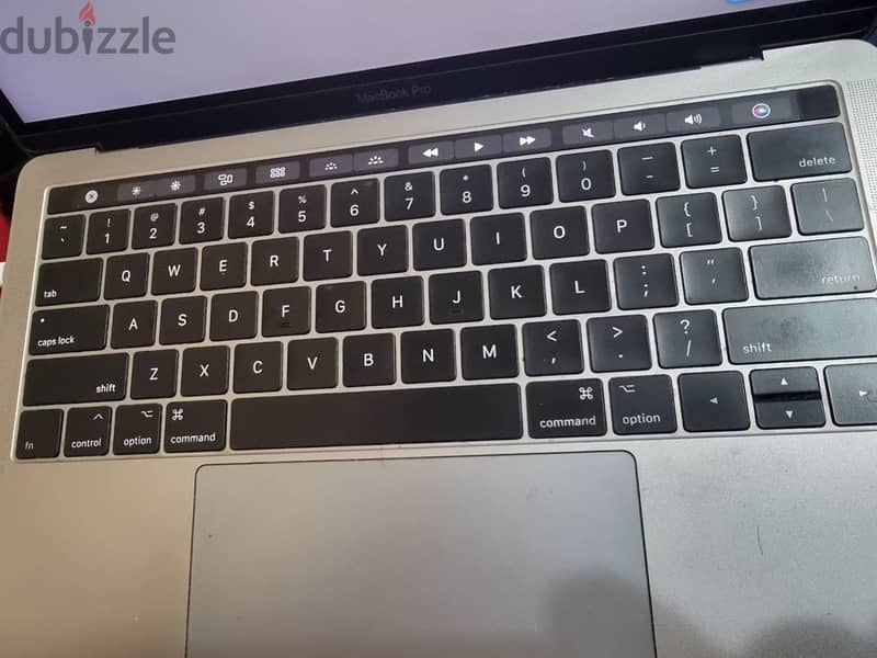 Macbook Pro 2017 Touch bar 6