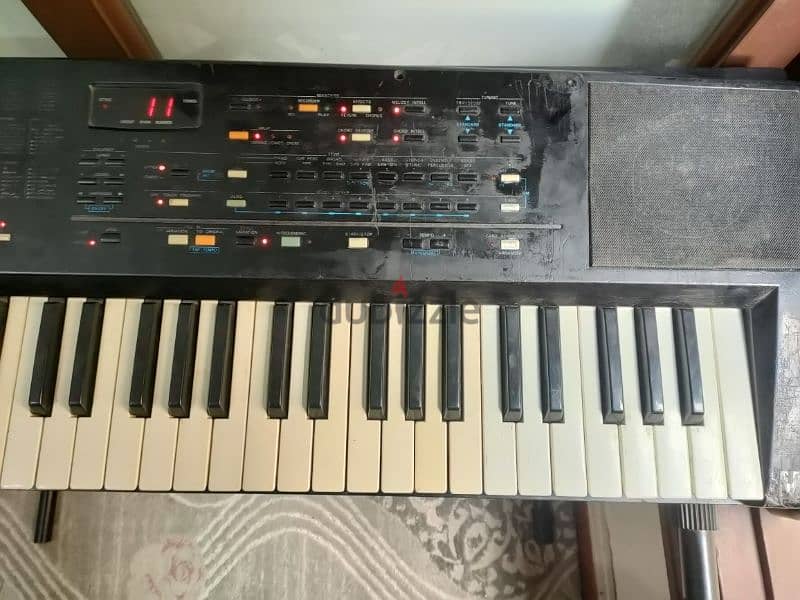 Roland e40 origantal رولاند e٤٠ شرقي غربي 4