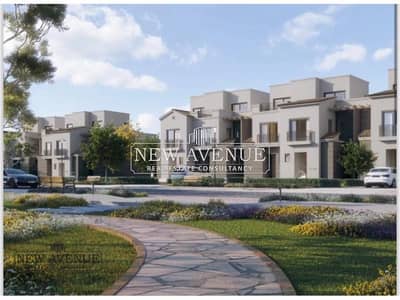 Twin house in Last Phase Overlooking The Park early delivery with installments in Hyde park new cairo