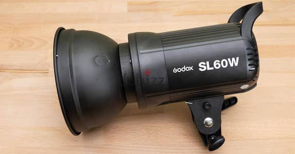 إضاءة احترافية godox sl-60w