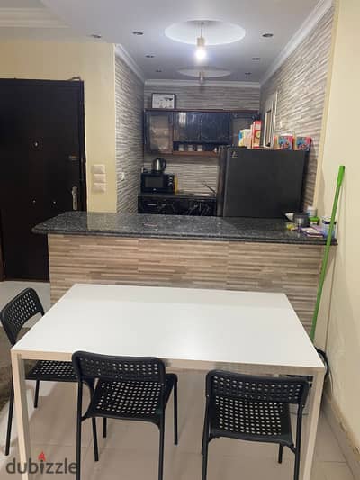 Furnished for rent in Madinaty, Vib7 studio, 82 meters, fully air-conditioned, new furniture, steps to services and South Park, at a price per share