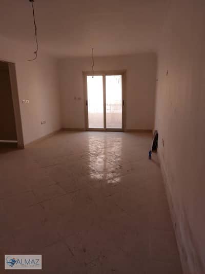 Apartment for rent in Gardenia City Zone 2 Compound in Nasr City next to the mall