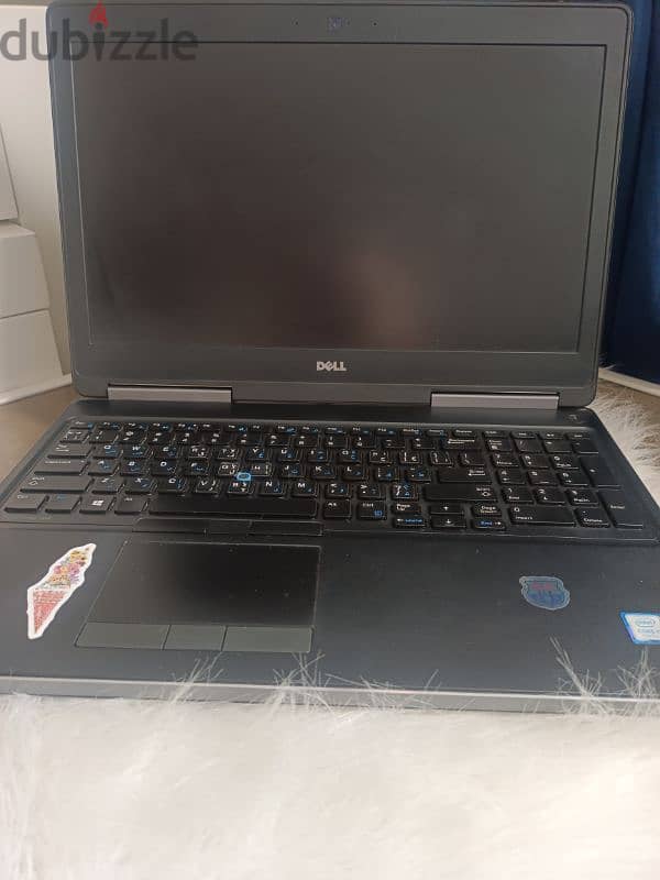 Dell Precision 7520 6