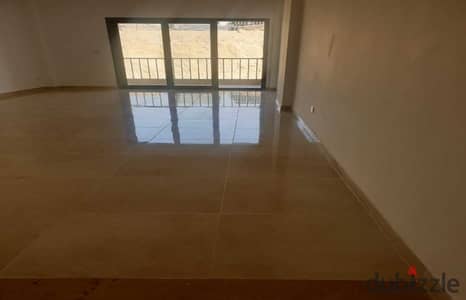 Apartment with Kitchen and  AC's for rent in fifth square Marasem