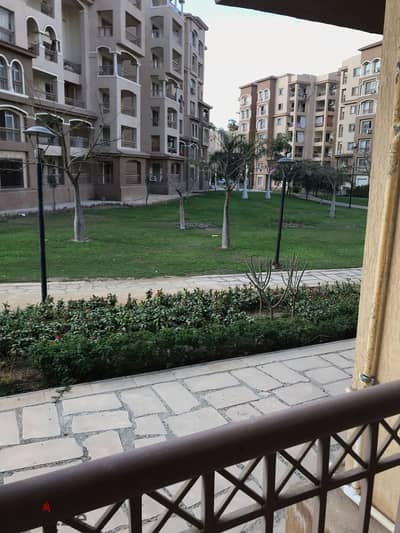 For Sale – Cash Payment, Ground Floor Apartment with Garden, 2 Bedrooms in Madinaty B2 – Attractive Price.