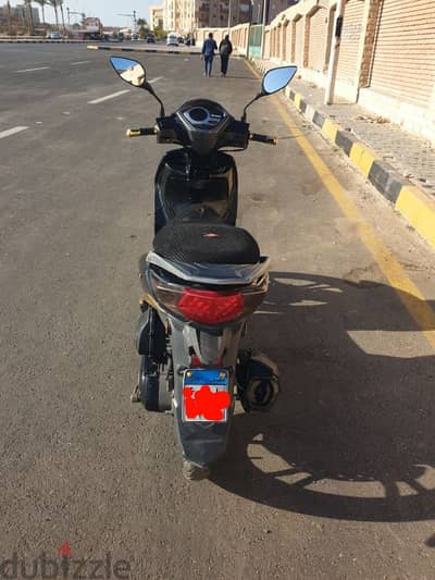 اسكوتر sym st 200