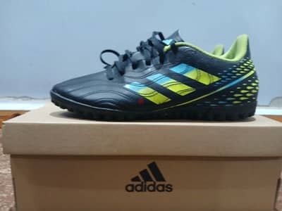 adidas copa 4 tf /اديداس كوبا ٤ ترتان /أصلية مقاس ٤٠ ونص