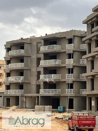 Apartment for sale, 147 meters, Green Compound, 6 October, 5 years installments, receipt 2025