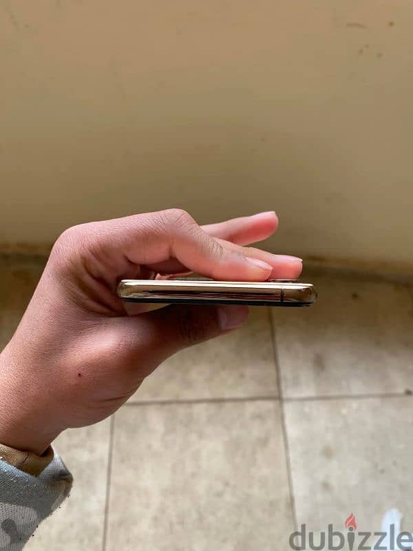 iphone xs max 1