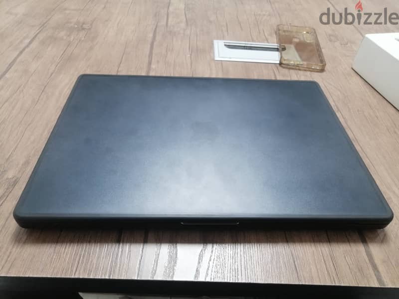 لابتوب MacBook Pro كسر زيرو 9