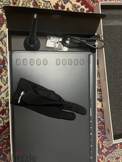 HUION HS611 Graphics Tablet – Excellent Condition, Full Box Included