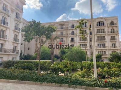 شقة فى قلب الجولدن سكوير و سور بسور مع ميفيدا فى كمبوند هايد بارك Hyde Park Compound