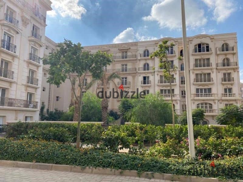 شقة فى قلب الجولدن سكوير و سور بسور مع ميفيدا فى كمبوند هايد بارك Hyde Park Compound 0