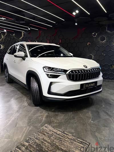 Skoda kodiaq selection الوحيدة مساچ و ستاير و زجاج خلفي