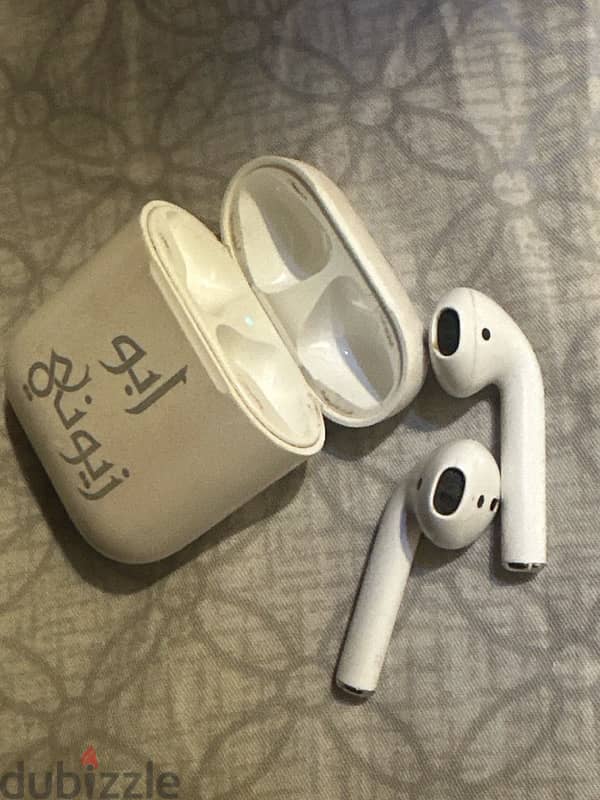 Airpods Apple(2second generation) Original from Saudiarabiaالسعوديه 2