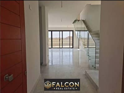 Townhouse in installments over 10 years in Telal East Compound, New Cairo, next to Palm Hills, Mountain View and the American University