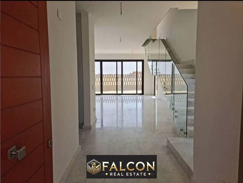 Townhouse in installments over 10 years in Telal East Compound, New Cairo, next to Palm Hills, Mountain View and the American University 0