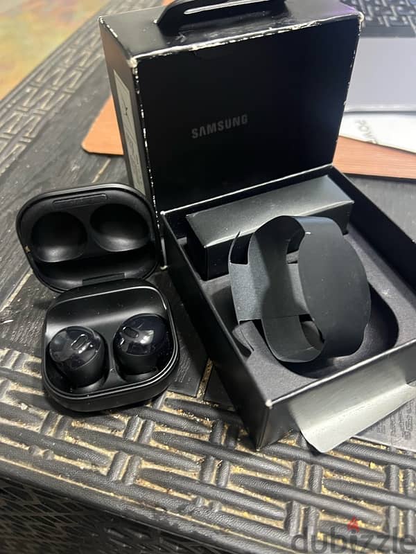 galaxy buds pro open box 2