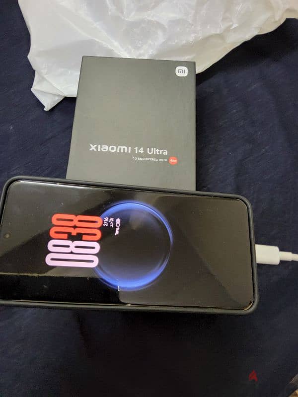 xiaomi 14 ultra  النسخه الجلد 1