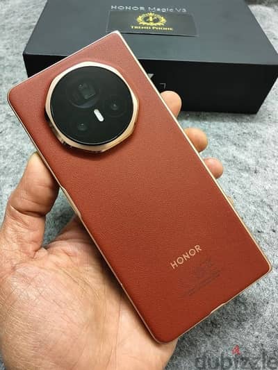 HONOR MAGIC V3