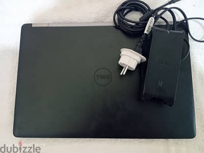 "لابتوب Dell i5 - شاشة 15.6 بوصة - SSD 256GB  السعر قابل للتفاوض