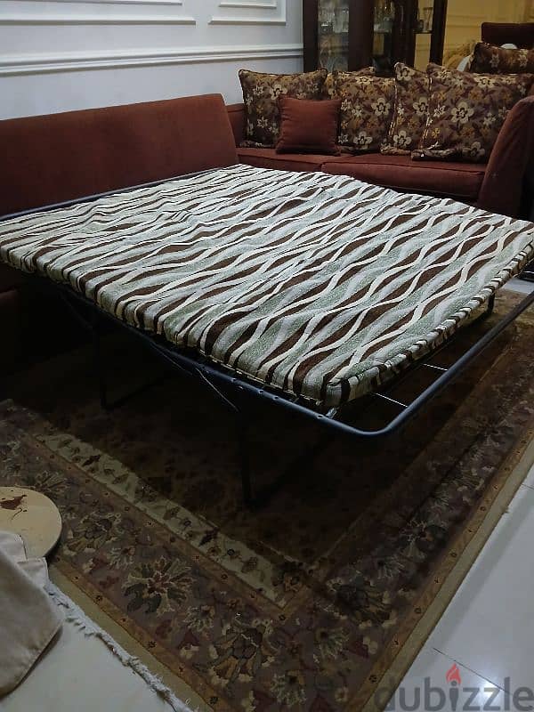 corner with bed2x3  ركنه عمولة خشب زان تفرد سرير بحاله جيدة 5