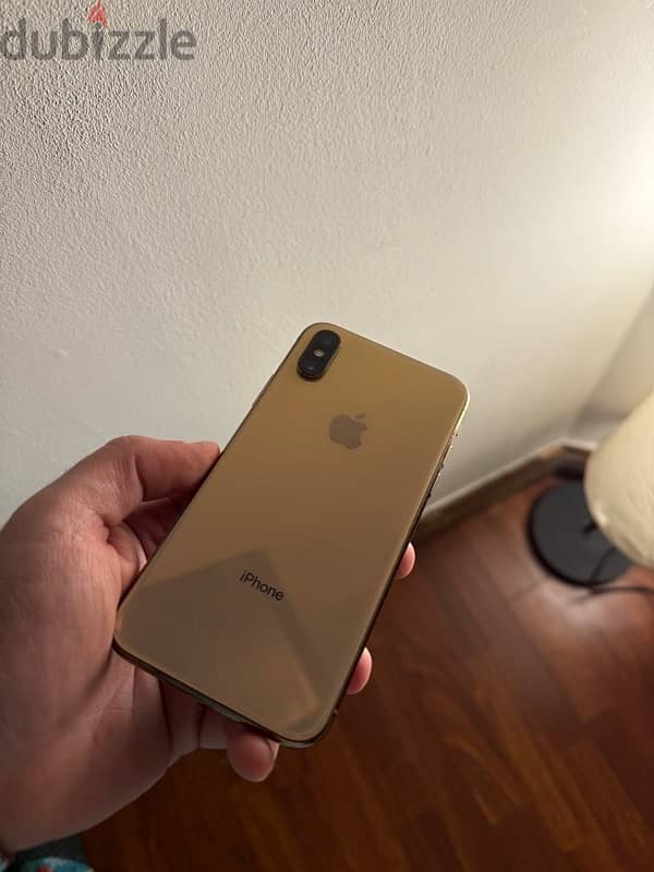 Iphone XS - GOLD - BATTERY 77- 64 GB 1