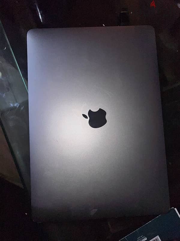 MacBook Pro 13" 2019 1