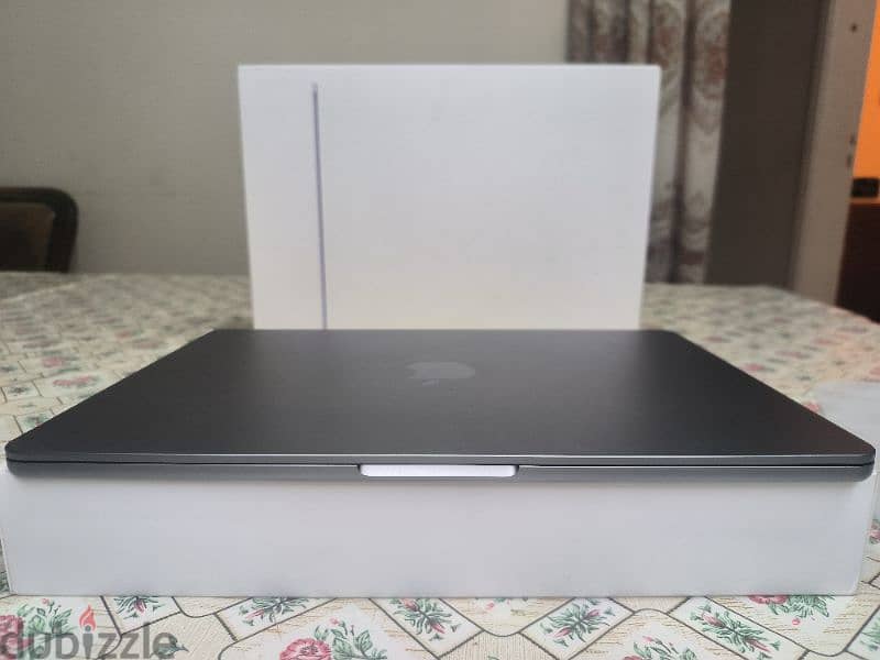 MacBook Air M2 100% AR EN keyboard  A+++ condition 8