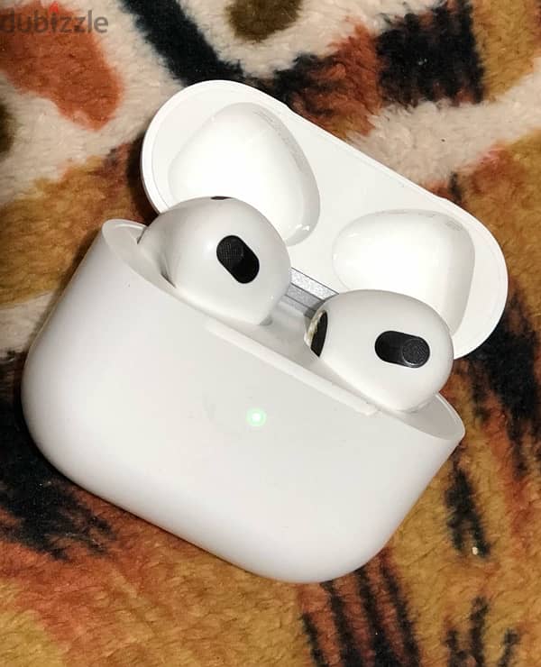 AirPods 2 3