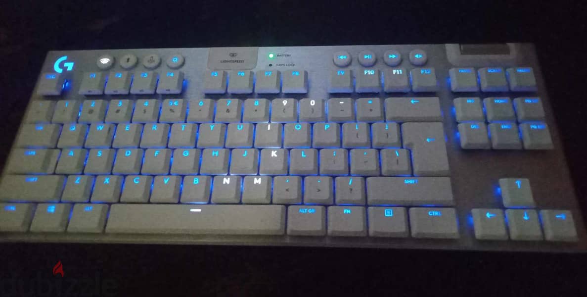 ogitech G915 LIGHTSPEED TKL Tenkeyless Wireless Mechanical Gaming Keyb 1