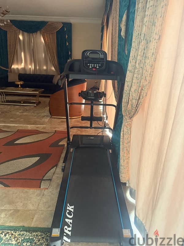 Used Treadmill Excellent Condition 4