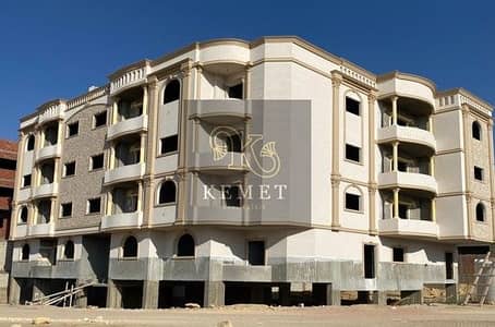 A distinguished 250 sqm apartment for sale, immediate delivery, in Beit Al Watan, First District, New Cairo