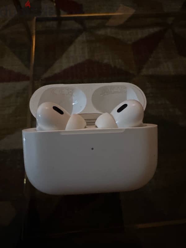 Apple Airpods pro (2nd generation) 0