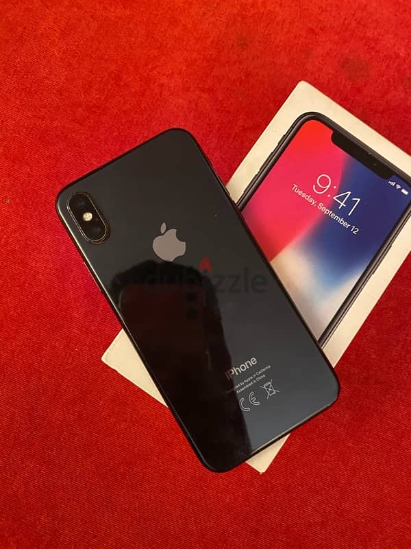 ايفون اكس مساحه iPhone X 64  معاه حكتو كلها 8