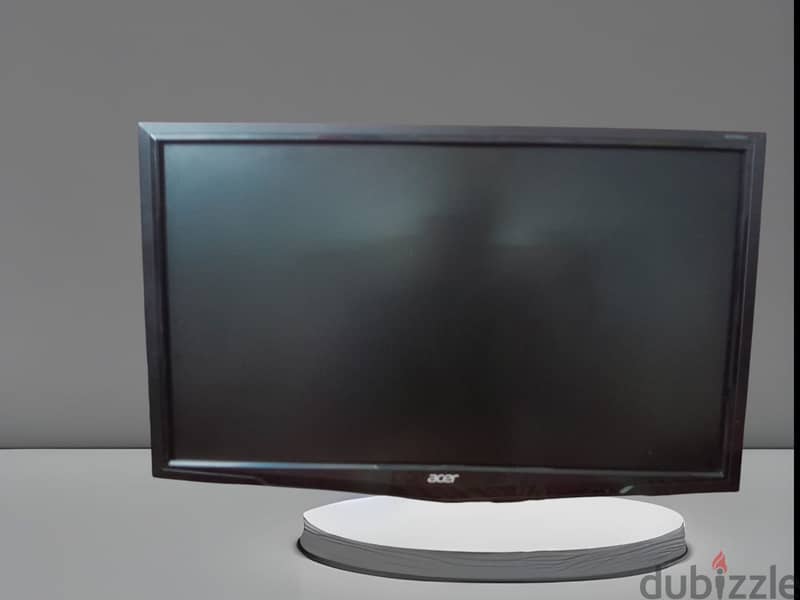 Acer screen, 32 inches, external speaker 0