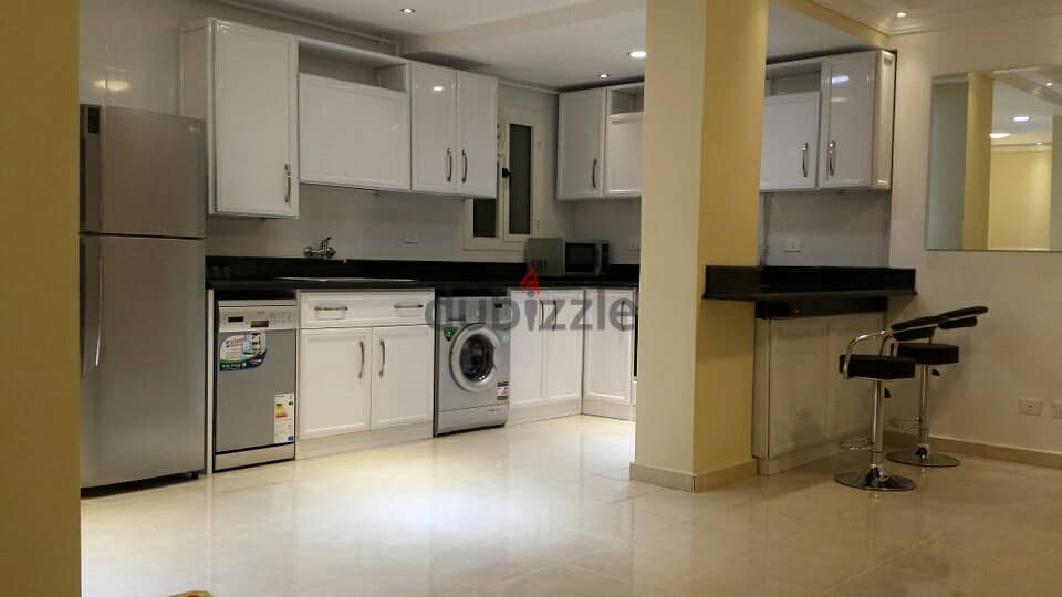 Beautiful 3 Bedroom Apartment With A Jacuzzi In The Master Bedroom 0