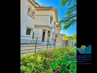 Corner townhouse villa for sale in Madinaty Islam