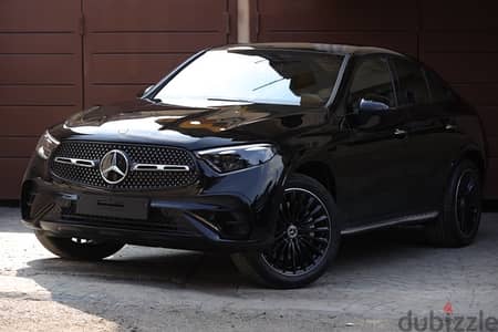 GLC 300 Amg Premium Plus 2025  Zero  fully loaded