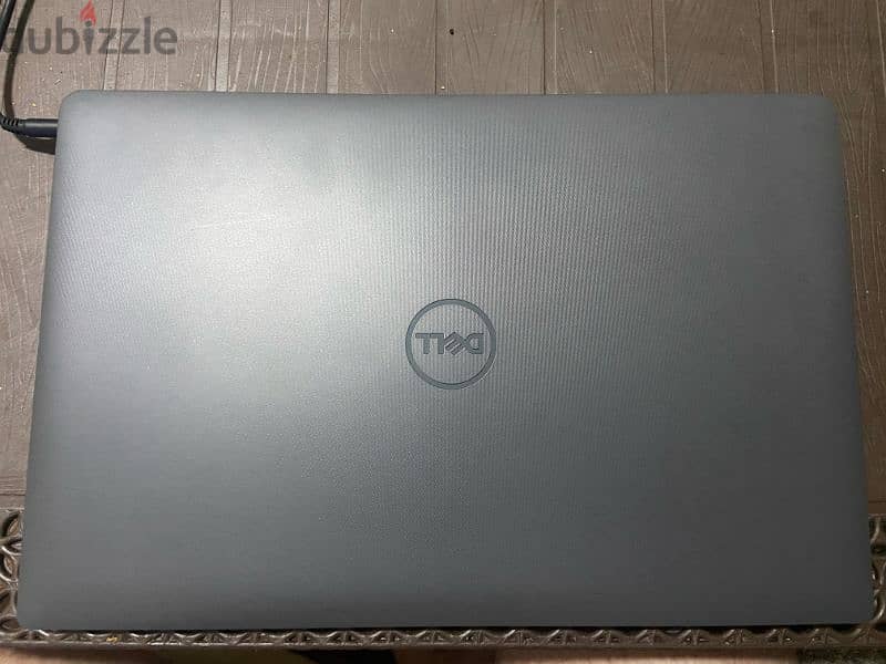 Dell Latitude 3540 1