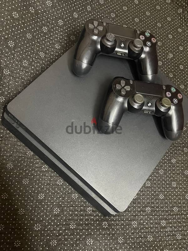 PS4 Slim 3