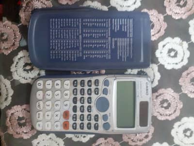 آلة حاسبة Casio fx-991 EX plus