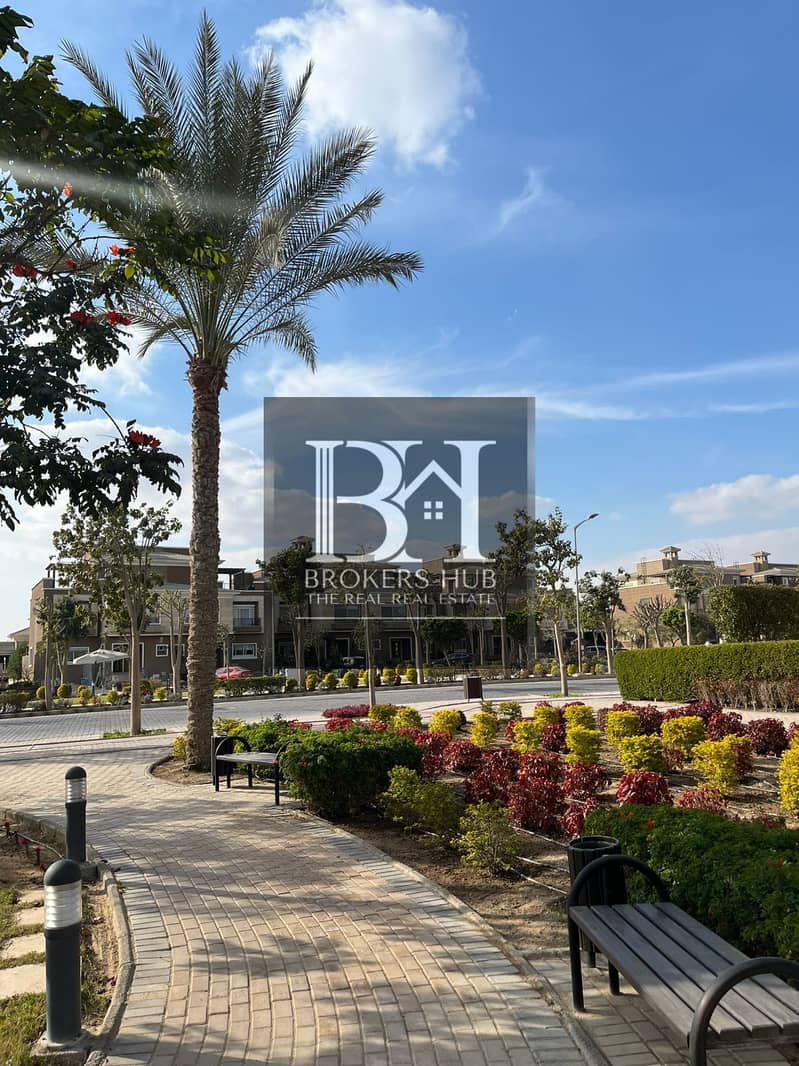 Best price  2nd row golf Twinhouse for sale in New Giza Compound  /  6th of October 0