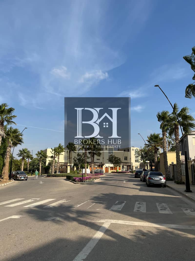 Fully finished Townhouse corner for sale in allegria sodic el sheikh zayed 0